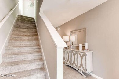 2 foyer