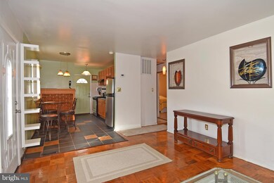 189 Martin Dr, Manassas Park, VA 20111 - photo 6