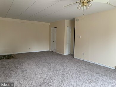 3421 W Chester Pike unit A41, Newtown Square, PA 19073 - photo 4