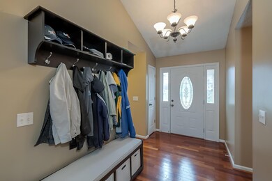 536 Sampson Dr, Frankfort, KY 40601 - photo 3