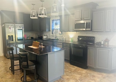 7007 Burgundy Dr, Lake Charles, LA 70605 - photo 3