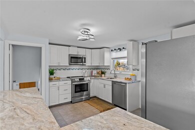 99 Longview Dr, Cranston, RI 02920 - photo 6