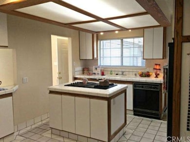 Kitchen with large center island.