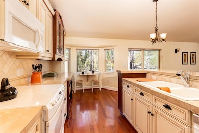 Galley-style Kitchen