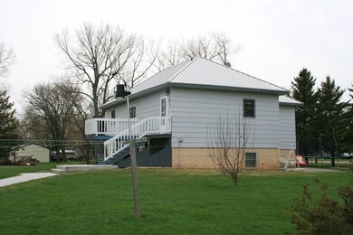 NE corner