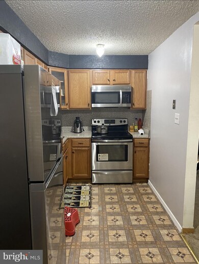 1324 Rainer Rd, Brookhaven, PA 19015 - photo 5