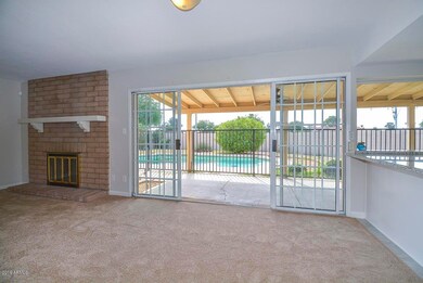 Family Room-Patio