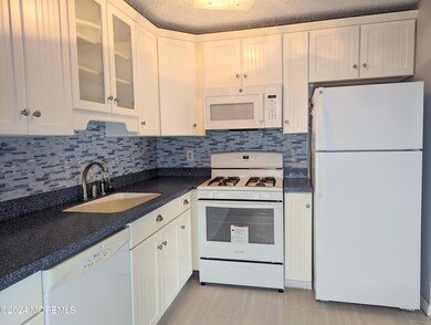 Kitchen 030424-2