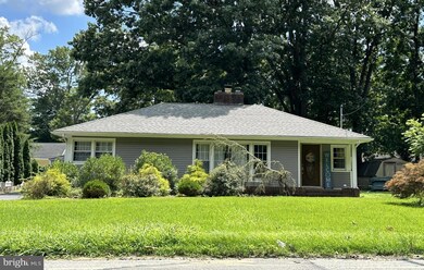 118 W Park Dr, Bridgeton, NJ 08302 - photo 2