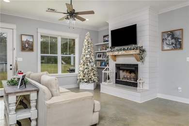 211 Shree Ln, Deville, LA 71328 - photo 4