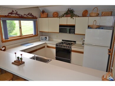 55 Lower Village IV A unit 55-B, Ludlow, VT 05149 - photo 4