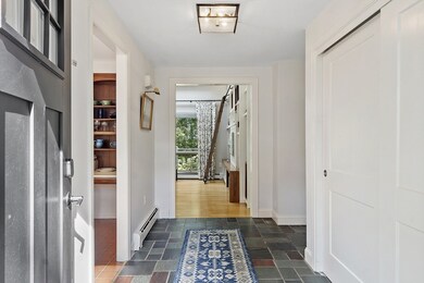 12 Spofford St, Newburyport, MA 01950 - photo 4