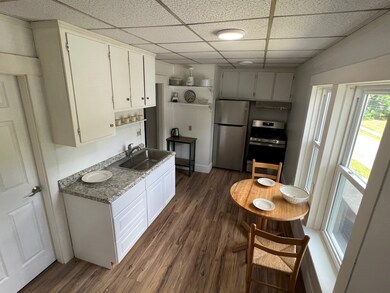 33 Maple St unit 2, West Lebanon, NH 03784 - photo 3