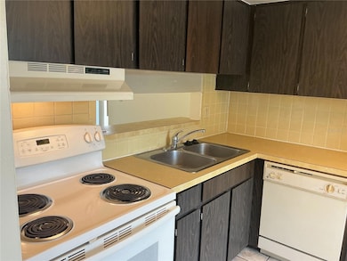 228 Everest Point unit 108, Casselberry, FL 32707 - photo 4