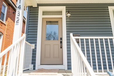 1432 Oak Street 003