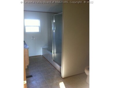 Master Bath/Spa.