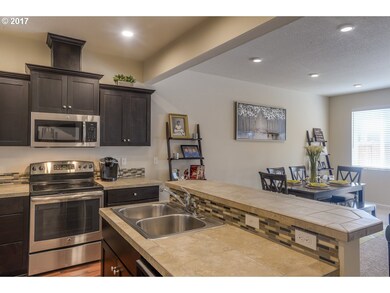 17211 SW 120th Place, Portland, OR 97224 - photo 5