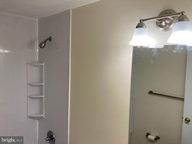 9285 Chadburn Place, Montgomery Village, MD 20886 - photo 3