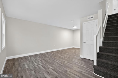 5706 Mitchell Rd, Levittown, PA 19057 - photo 7