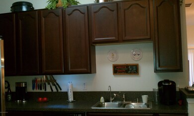6 - Upper Cabinets
