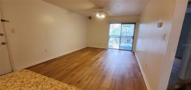 1700 SW 16th Ct unit E29, Gainesville, FL 32608 - photo 3