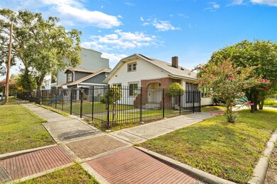 123 Estelle St, Houston, TX 77003 - photo 5