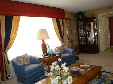 LIVING RM WITH LARGE WINDOW 2