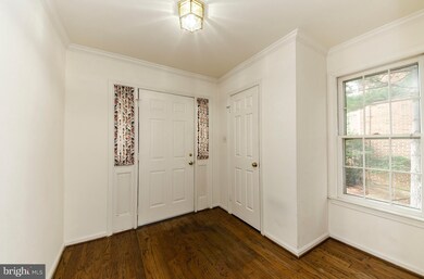 5918 Munson Ct, Falls Church, VA 22041 - photo 4
