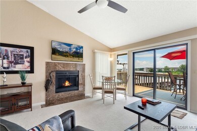 71 Southwood Shores Cir unit 4A, Lake Ozark, MO 65049 - photo 3