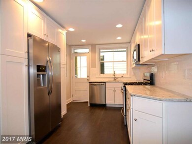 315 S Washington St, Baltimore, MD 21231 - photo 3