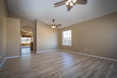 879 S Hickory Ln, Nixa, MO 65714 - photo 3