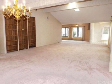 Huge living-room open to dinning room and kitchen.