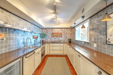 330 Concord Street 9A, Dockside kitchen