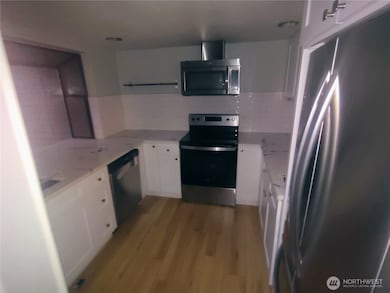 110 SW 116th St unit A11, Seattle, WA 98146 - photo 5