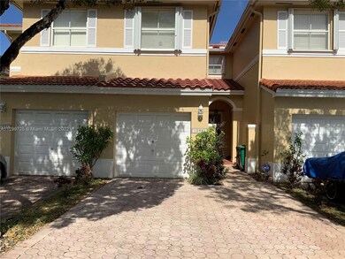 10921 NW 43rd Ln, Doral, FL 33178 - photo 2