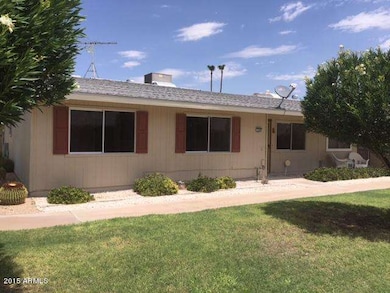 13696 N Newcastle Dr, Sun City, AZ 85351 - photo 2