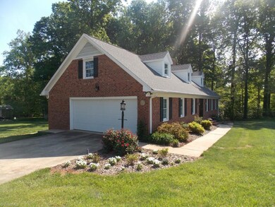 401 E Steeple Chase Rd, Pleasant Garden, NC 27313 - photo 3