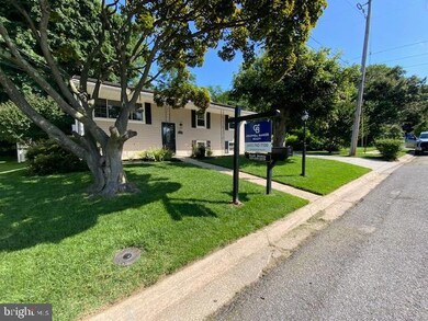 1008 Big Baer Dr, Glen Burnie, MD 21061 - photo 2