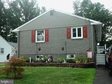 424 Cutler Ave, Maple Shade, NJ 08052 - photo 2