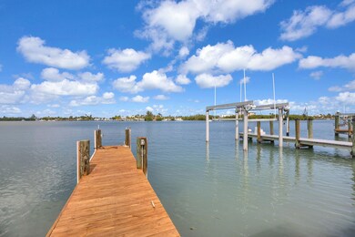 37 Sadowski Causeway