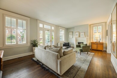 7-print-7_living_room