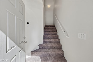 5545 Dueces Wild Ct unit 101, Las Vegas, NV 89122 - photo 4