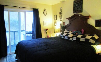 Master bedrom III