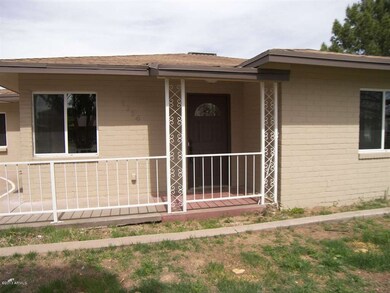 1 Upstairs (5)