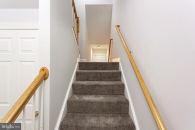 556 Odendhal Ave, Gaithersburg, MD 20877 - photo 4