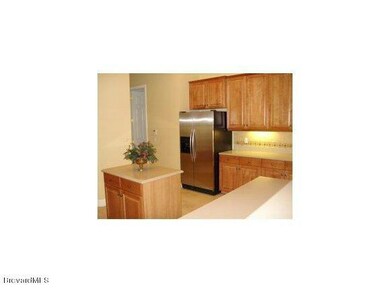 20130721053335029216000000-o