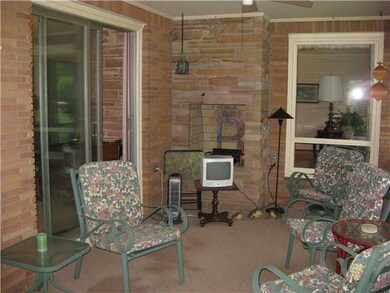 Porch - Enclosed Fully Enclosed sunroom