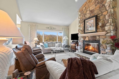 1653 Remington Ridge Way unit 1653, de Pere, WI 54115 - photo 2