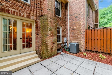 2540 S Walter Reed Dr unit 4, Arlington, VA 22206 - photo 6