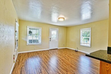 761 Hazel St, Central Point, OR 97502 - photo 6